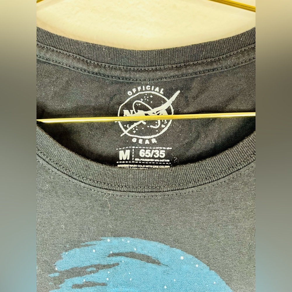 NASA Official Gear Black Short Sleeve Astronaut Space Rider Shirt Size Medium - Picture 5 of 9